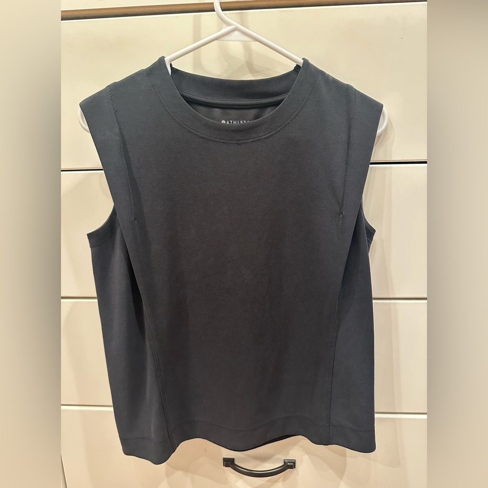 Athleta black tank